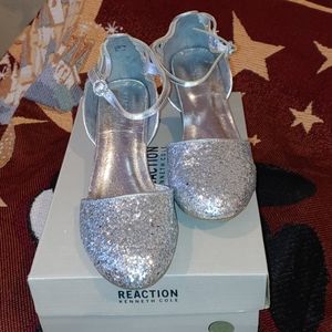 Kenneth Cole girls shoes